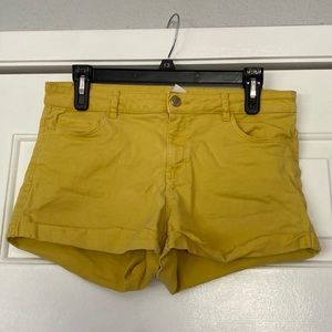H&M yellow jean shorts size 6